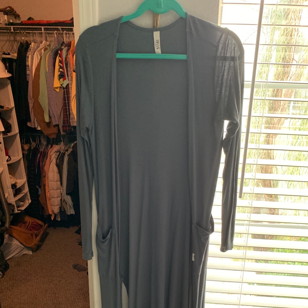 Long cardigan.
